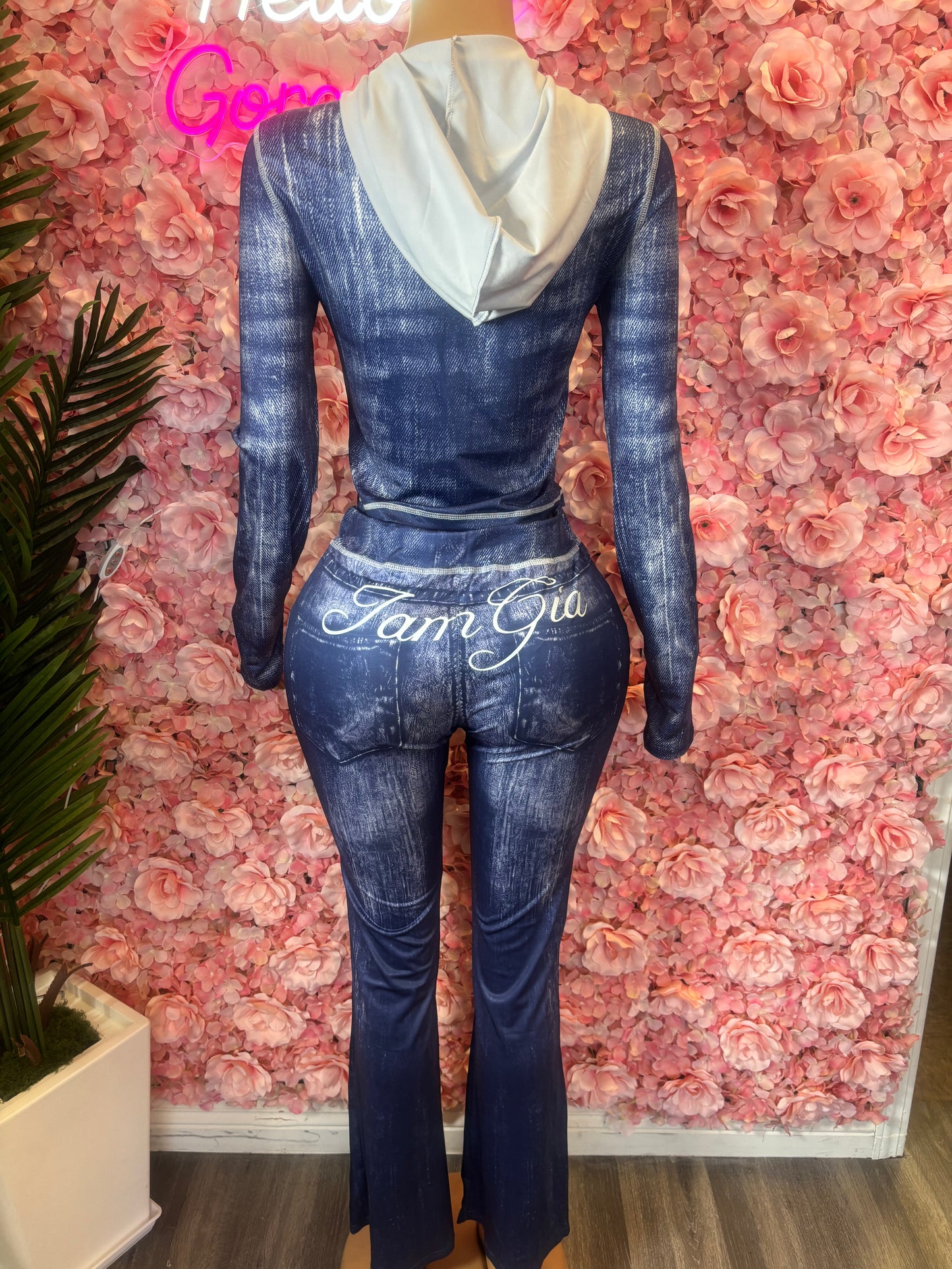 Blue Jean Gia